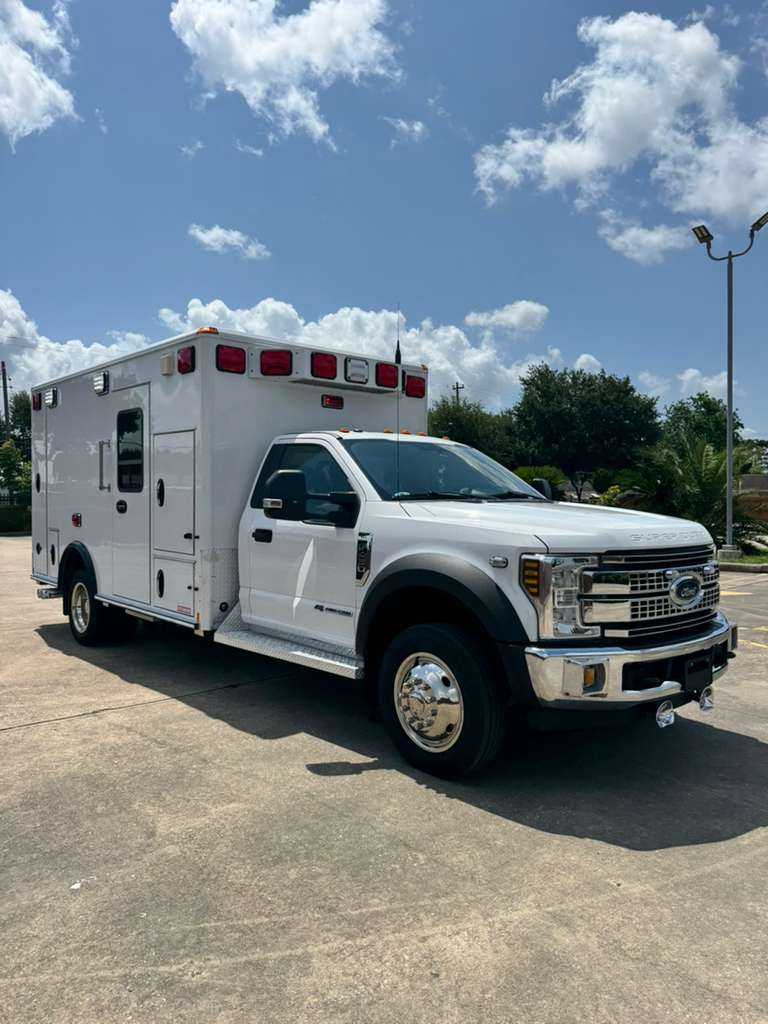 2018 Wheeled Coach Ford Type I Ambulance — photo 7