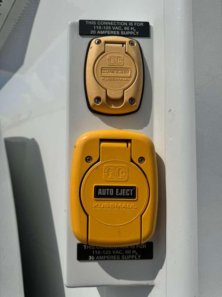 2019 Wheeled Coach Ford Type I Ambulance - image 15