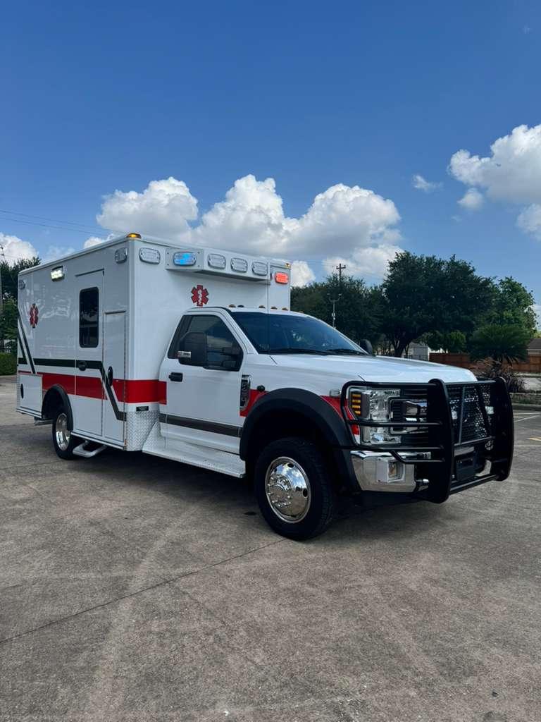 2019 Wheeled Coach Ford Type I Ambulance - image 7