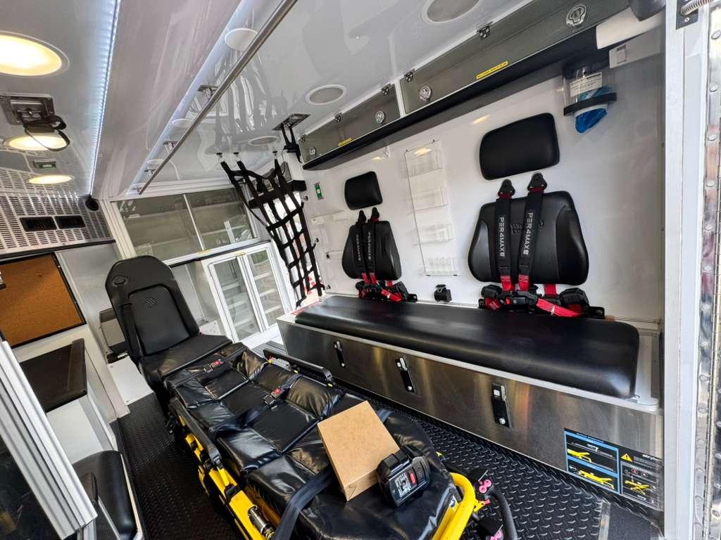 2019 Wheeled Coach Ford Type I Ambulance - image 24