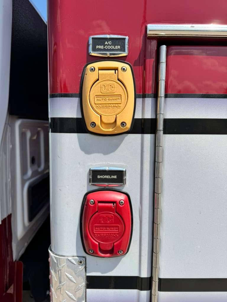 2019 Braun Ford Type I Ambulance - image 29