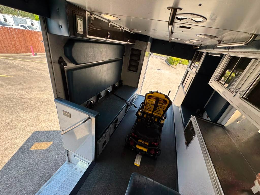 2019 Horton Ford Type I Ambulance - image 17