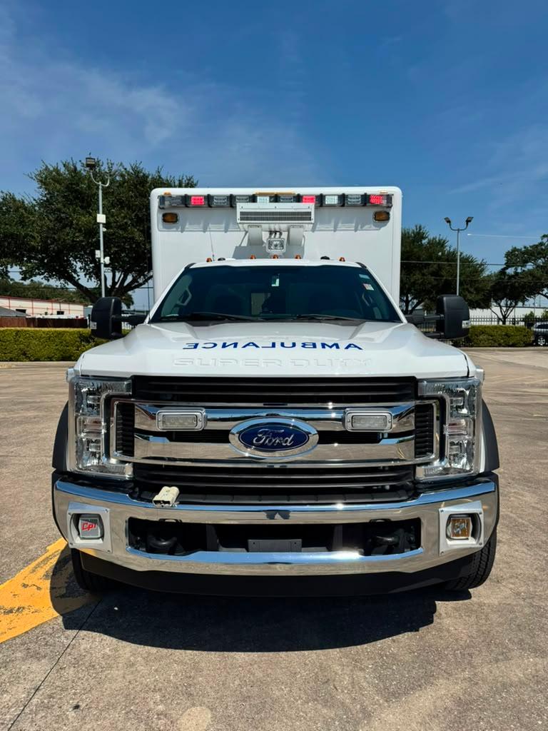 2019 Horton Ford Type I Ambulance - image 3