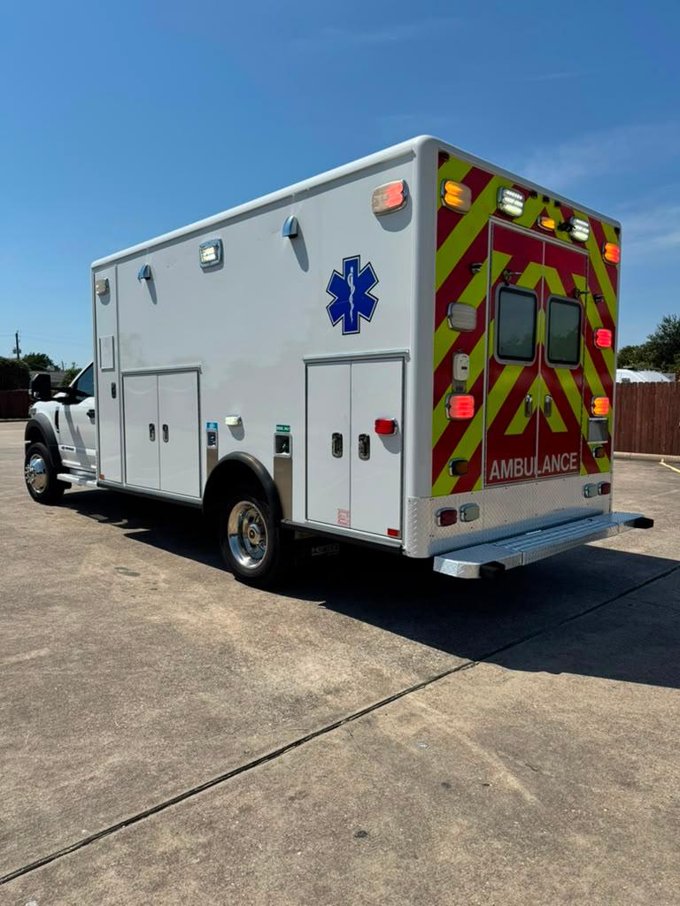 2019 Horton Ford Type I Ambulance - image 6