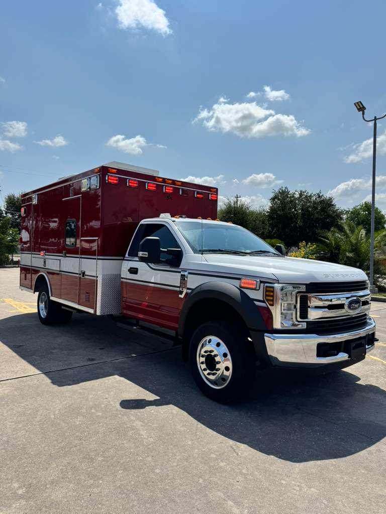 2019 Braun Ford Type I Ambulance - image 2