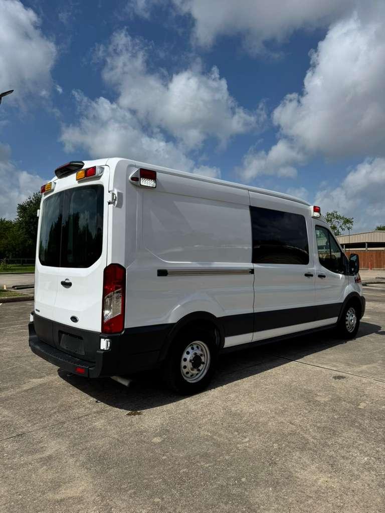 2021 AEV Ford Type II Ambulance - image 5