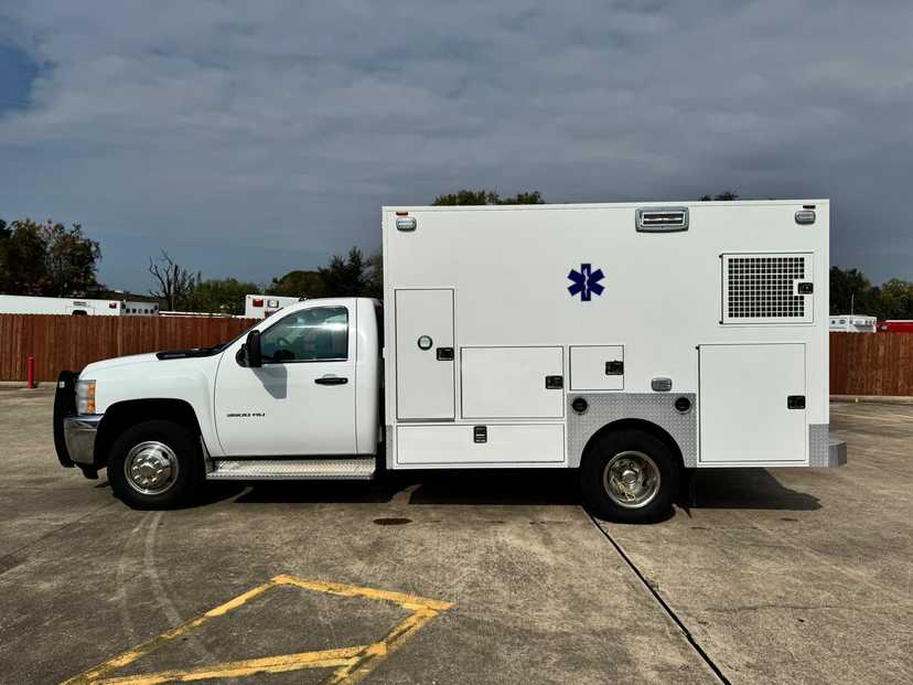 2011 Frazer Chevrolet Type I Ambulance — photo 2