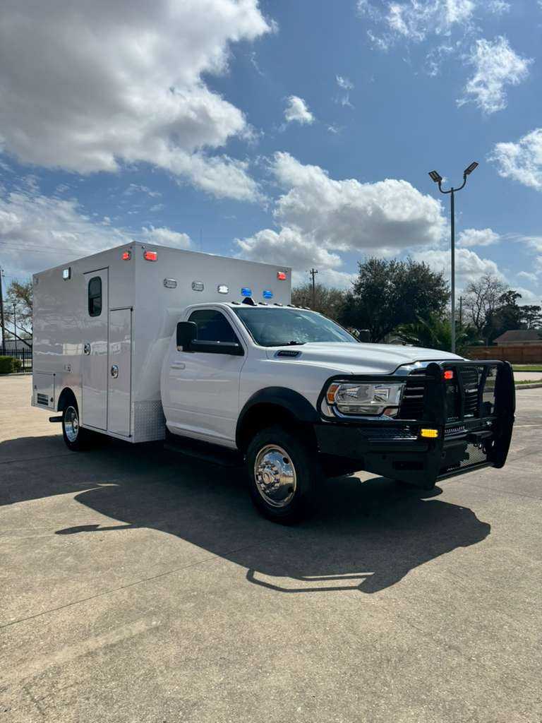 2020 Frazer Dodge Type I Ambulance — photo 7