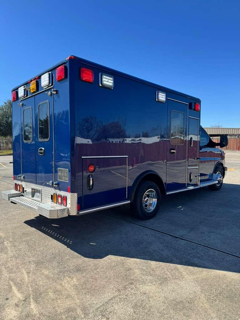 2013 Wheeled Coach Chevrolet Type I Ambulance - image 5