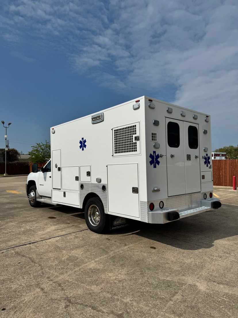 2011 Frazer Chevrolet Type I Ambulance — photo 4