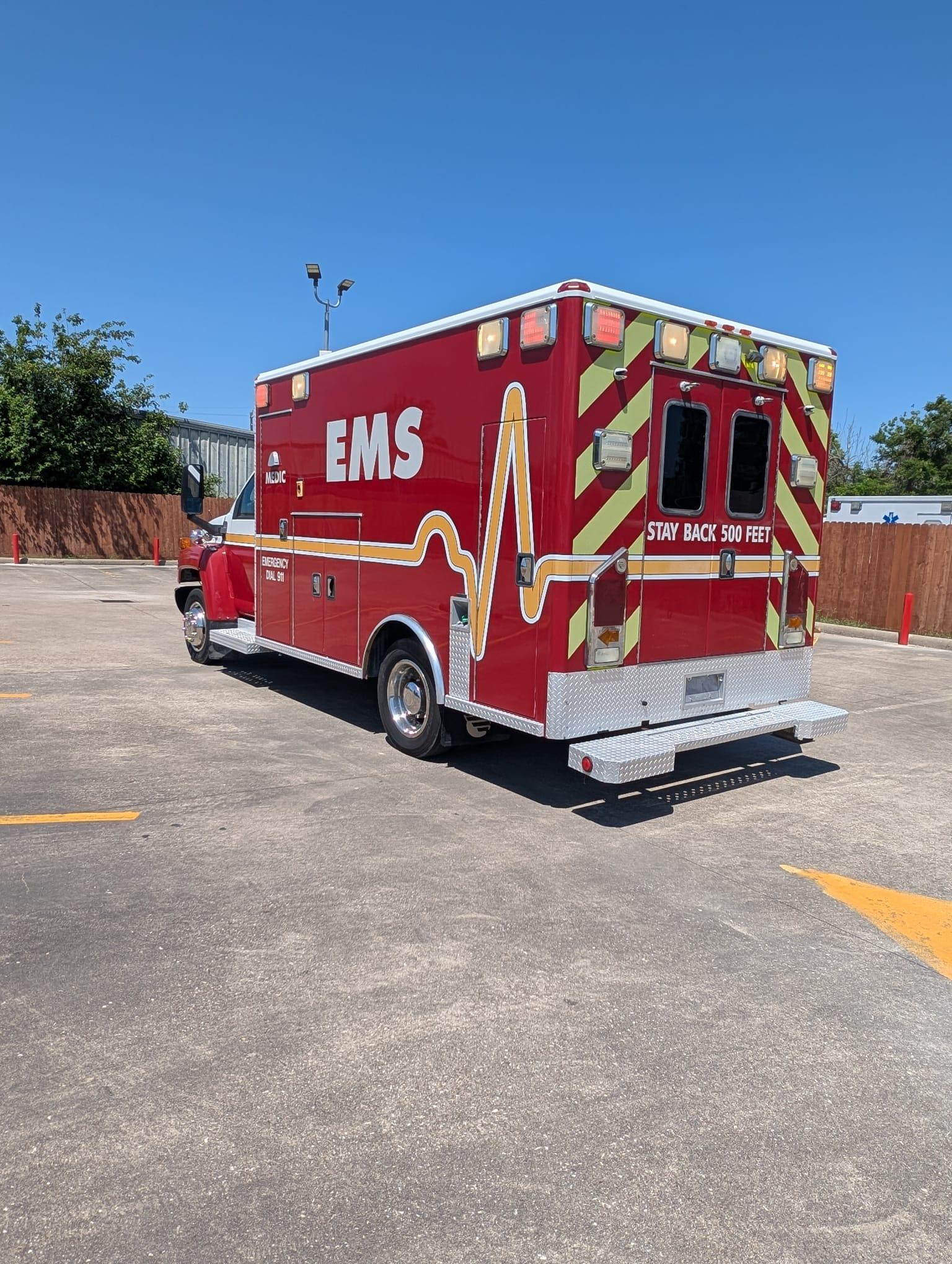 2009 Wheeled Coach Chevrolet Type I Ambulance - image 3
