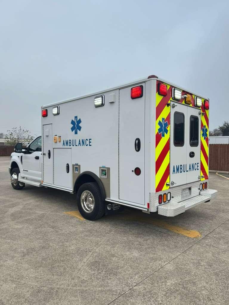 2019 Ford Type I Ambulance - image 5