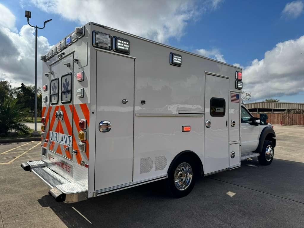 2016 Braun Ford Type I Ambulance - image 5