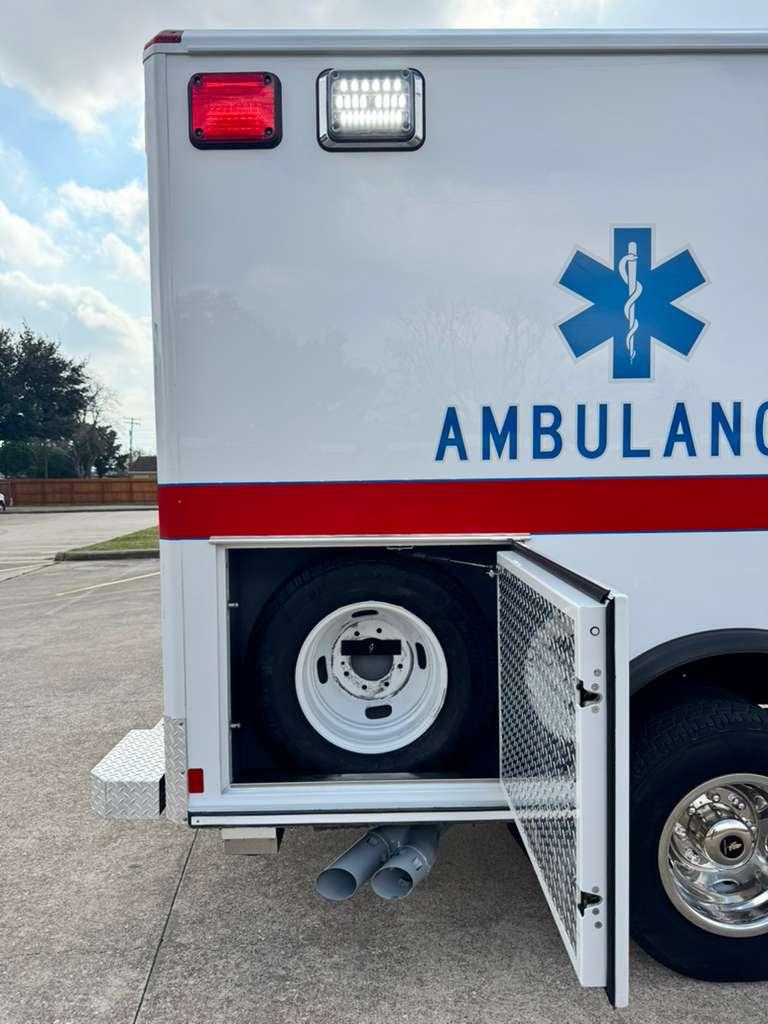 2019 Ford Type I Ambulance - image 19
