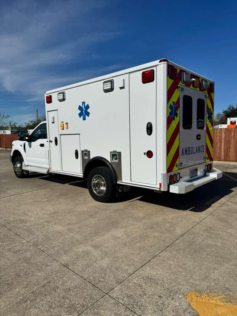 2019 Ford Type I Ambulance - image 5