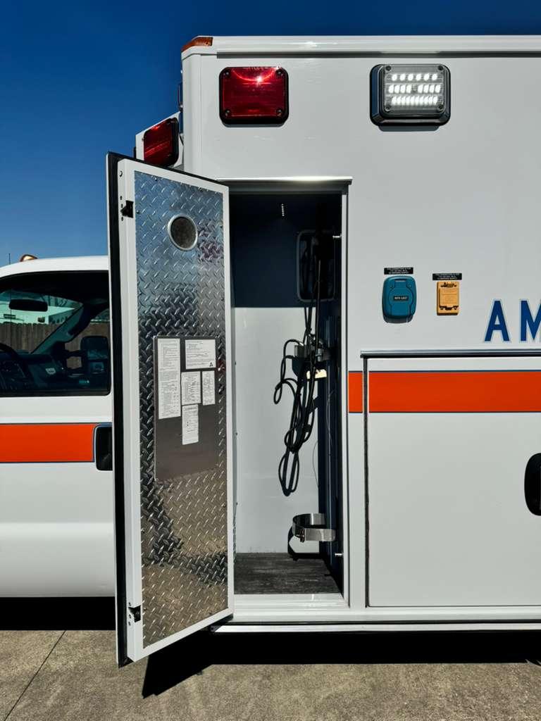 2016 Wheeled Coach Ford Type I Ambulance - image 19