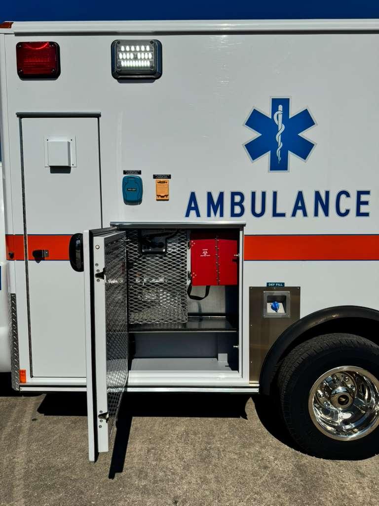 2016 Wheeled Coach Ford Type I Ambulance - image 17