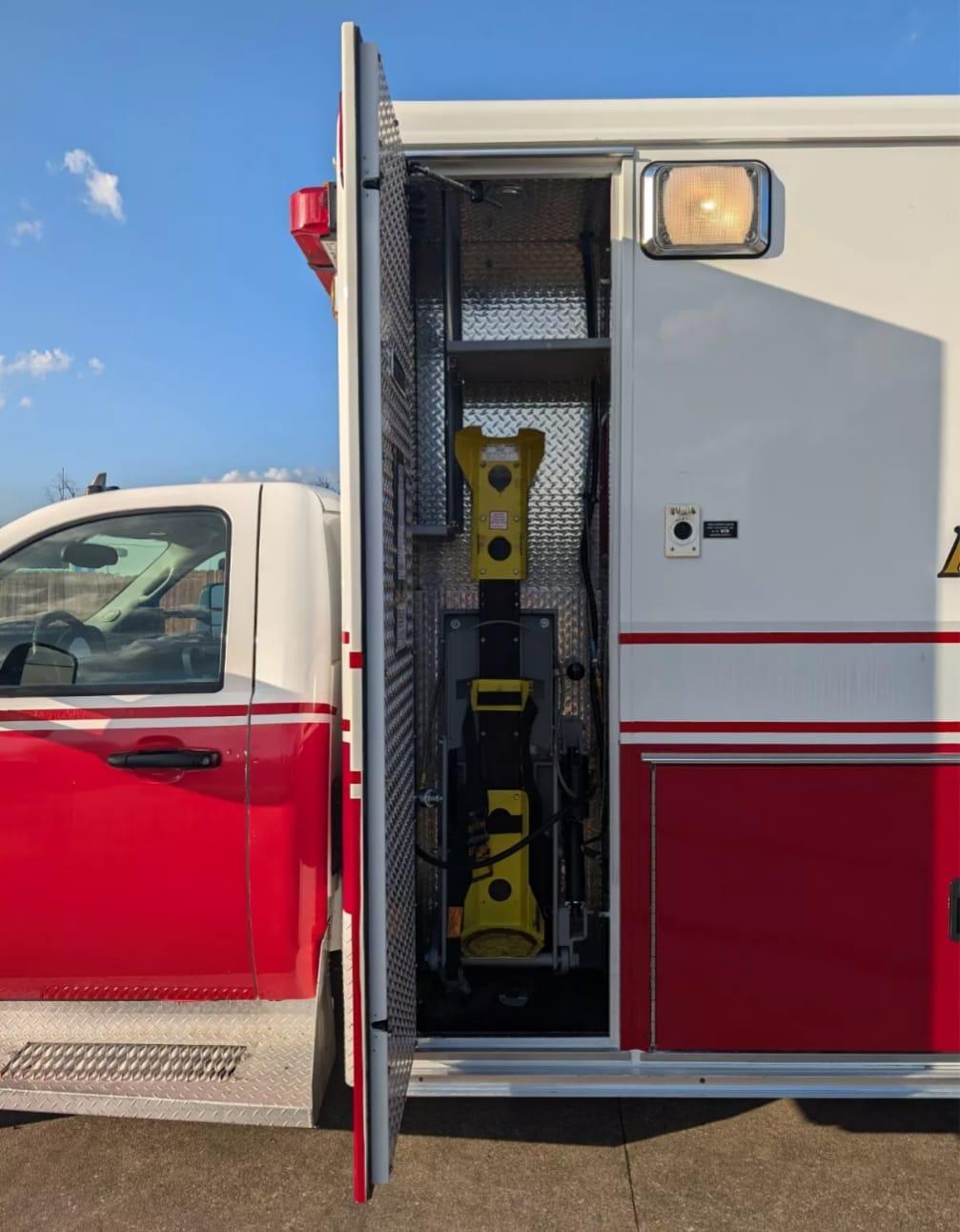 2012 McCoy Miller Chevrolet 4x4 Type I Ambulance - image 15