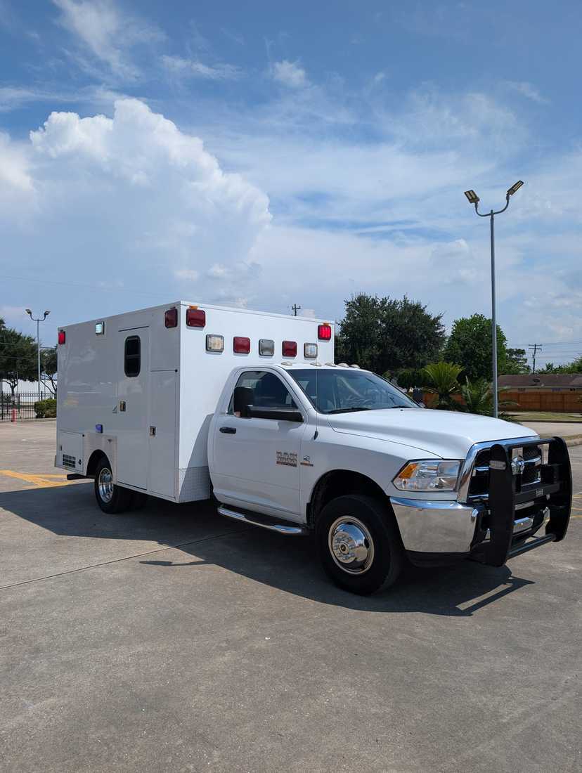 2016 Frazer Dodge Type I Ambulance — photo 7