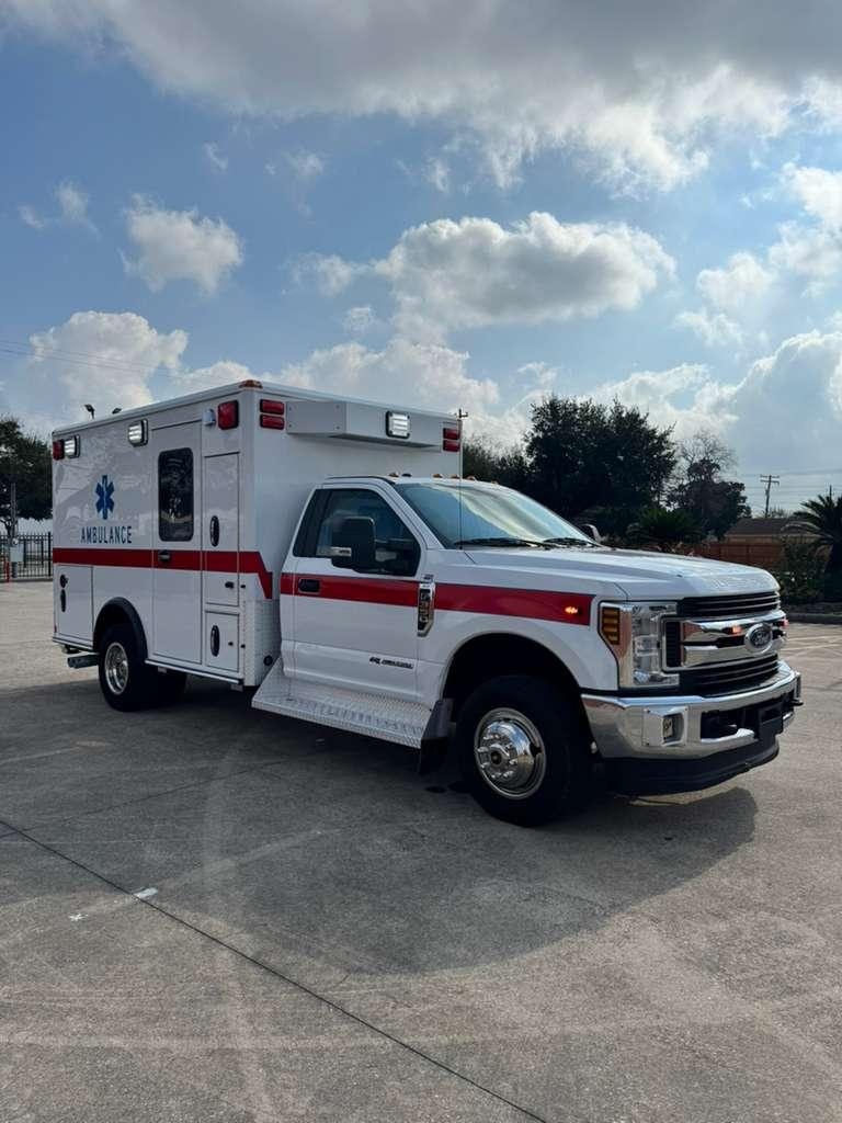 2019 Ford Type I Ambulance - image 7