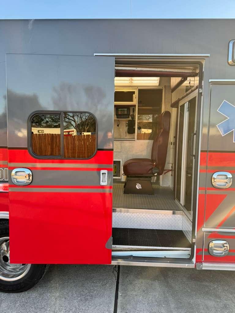 2012 Braun Chevrolet Type III Ambulance - image 21