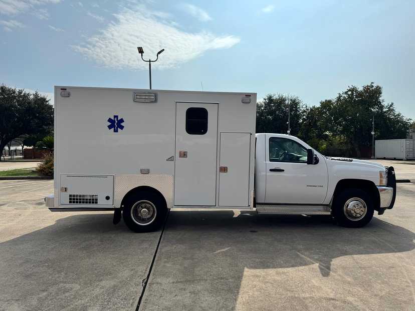 2011 Frazer Chevrolet Type I Ambulance — photo 7