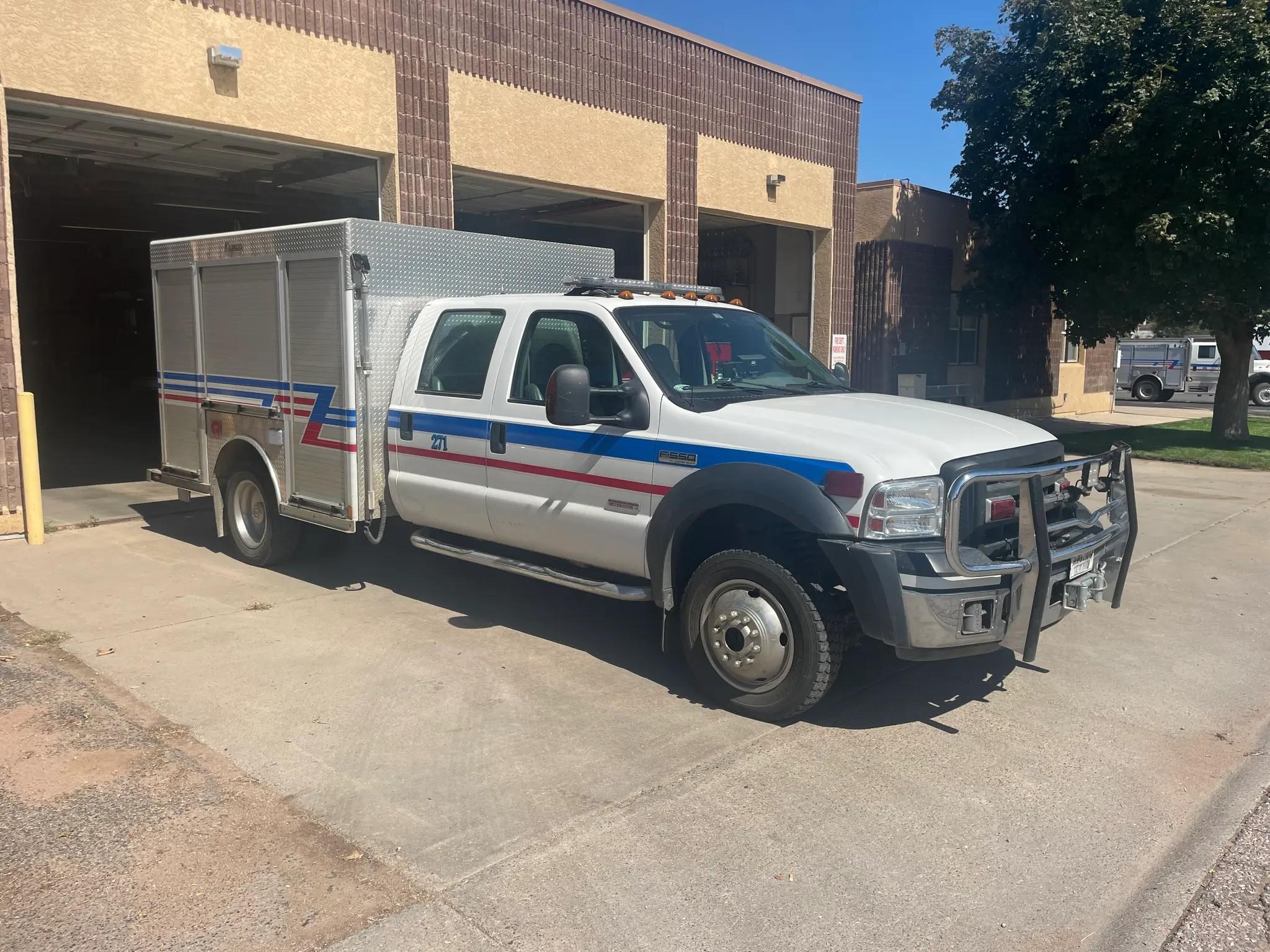 2006 Rosenbauer Ford 4x4 Squad - image 2