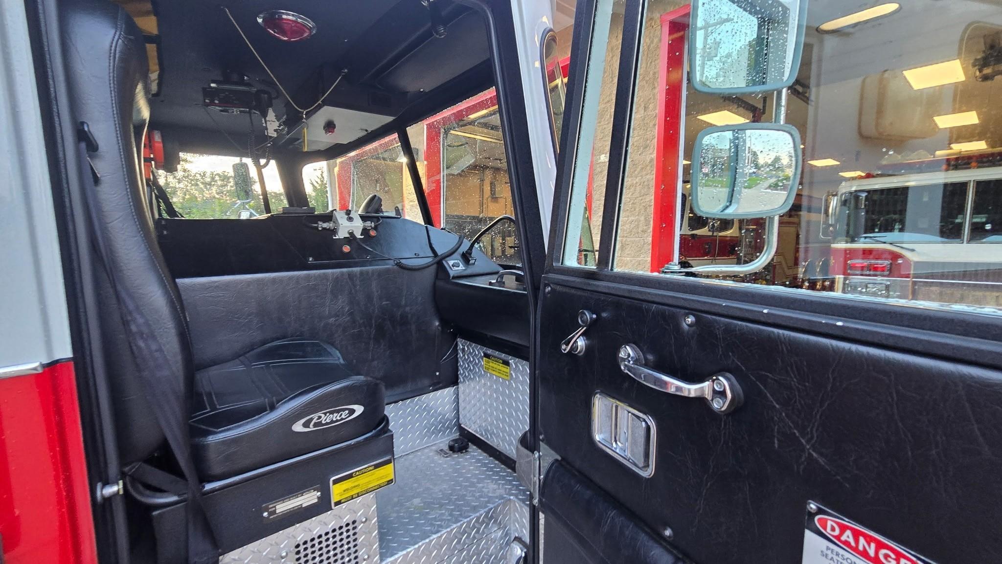 1994 5 Alarm Pierce Pumper - image 7