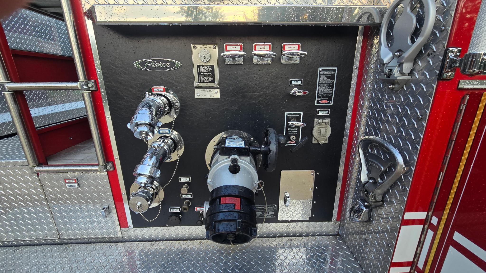 1994 5 Alarm Pierce Pumper - image 20