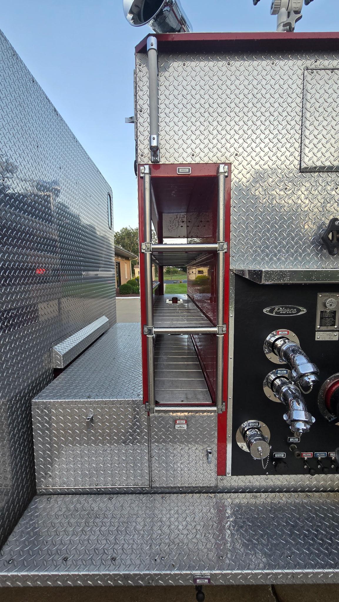 1994 5 Alarm Pierce Pumper - image 18