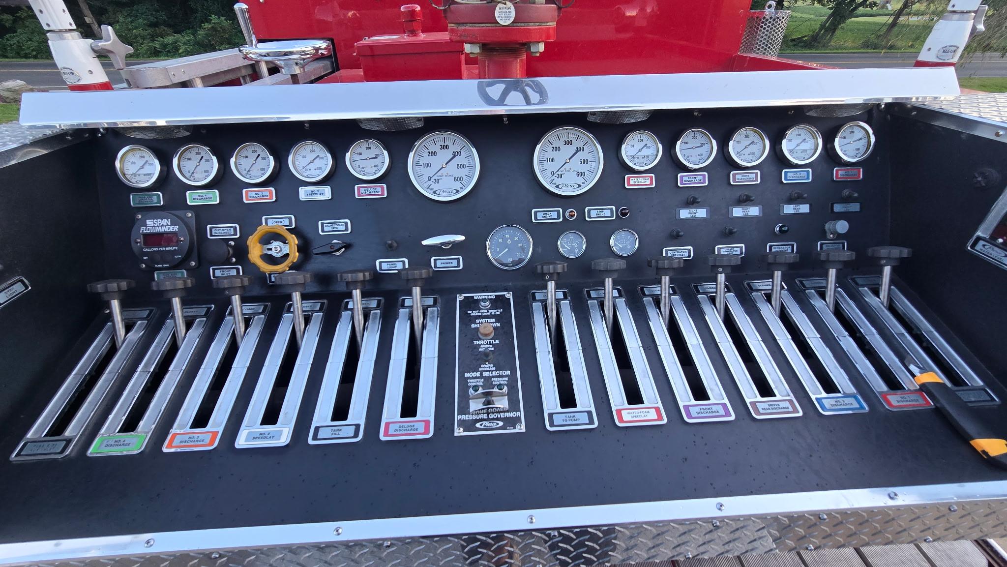 1994 5 Alarm Pierce Pumper - image 21