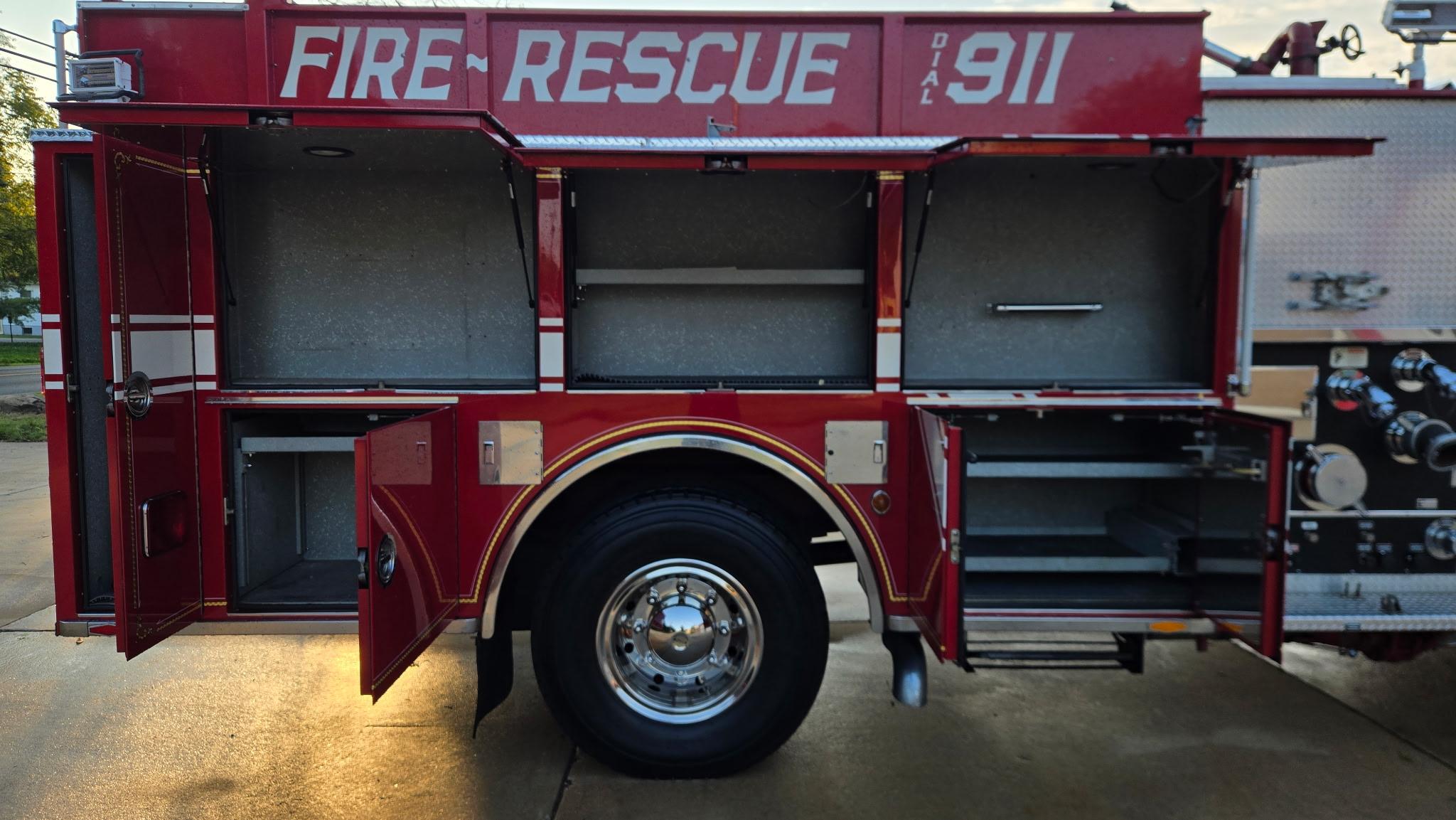 1994 5 Alarm Pierce Pumper - image 4