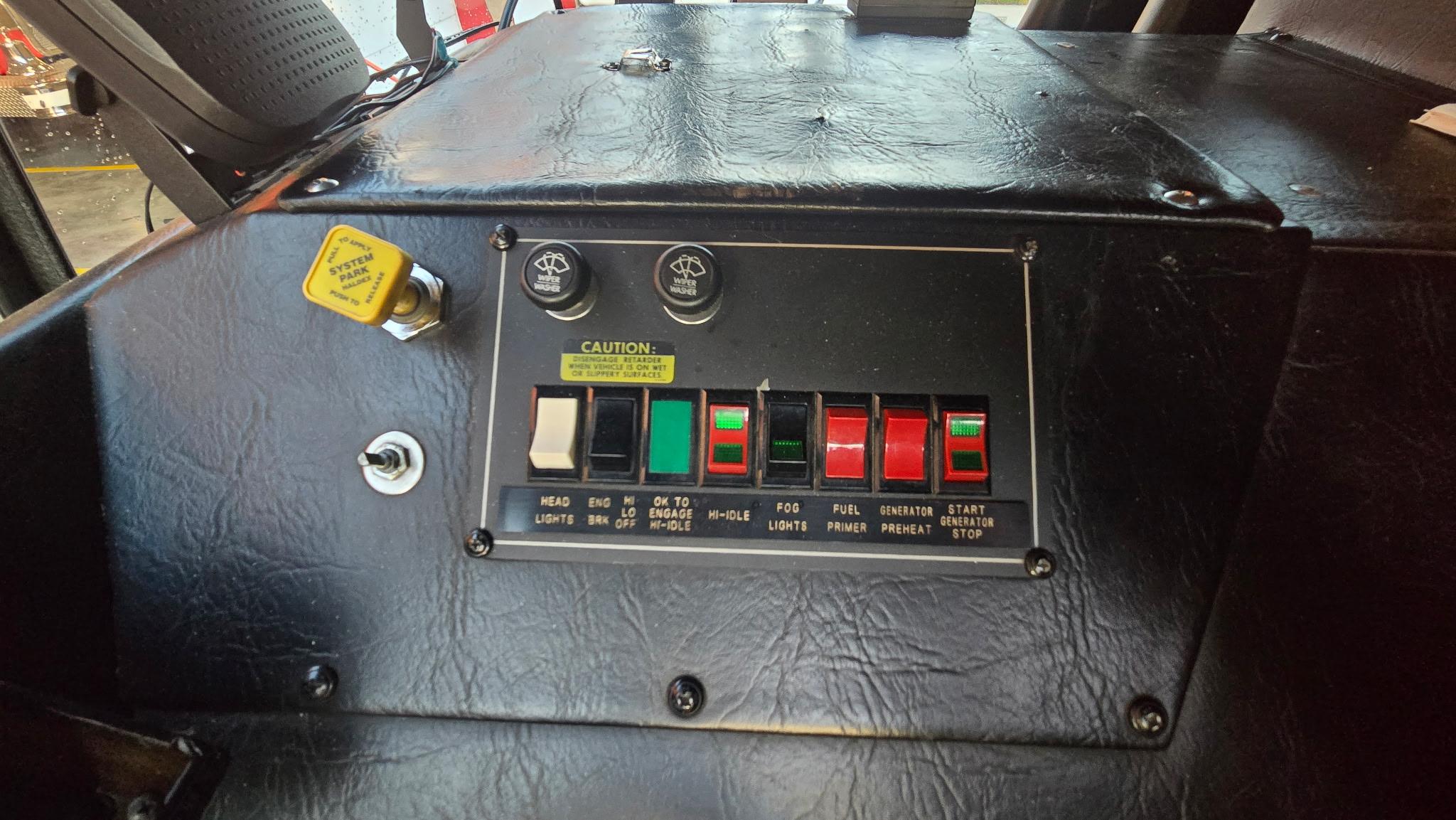 1994 5 Alarm Pierce Pumper - image 19