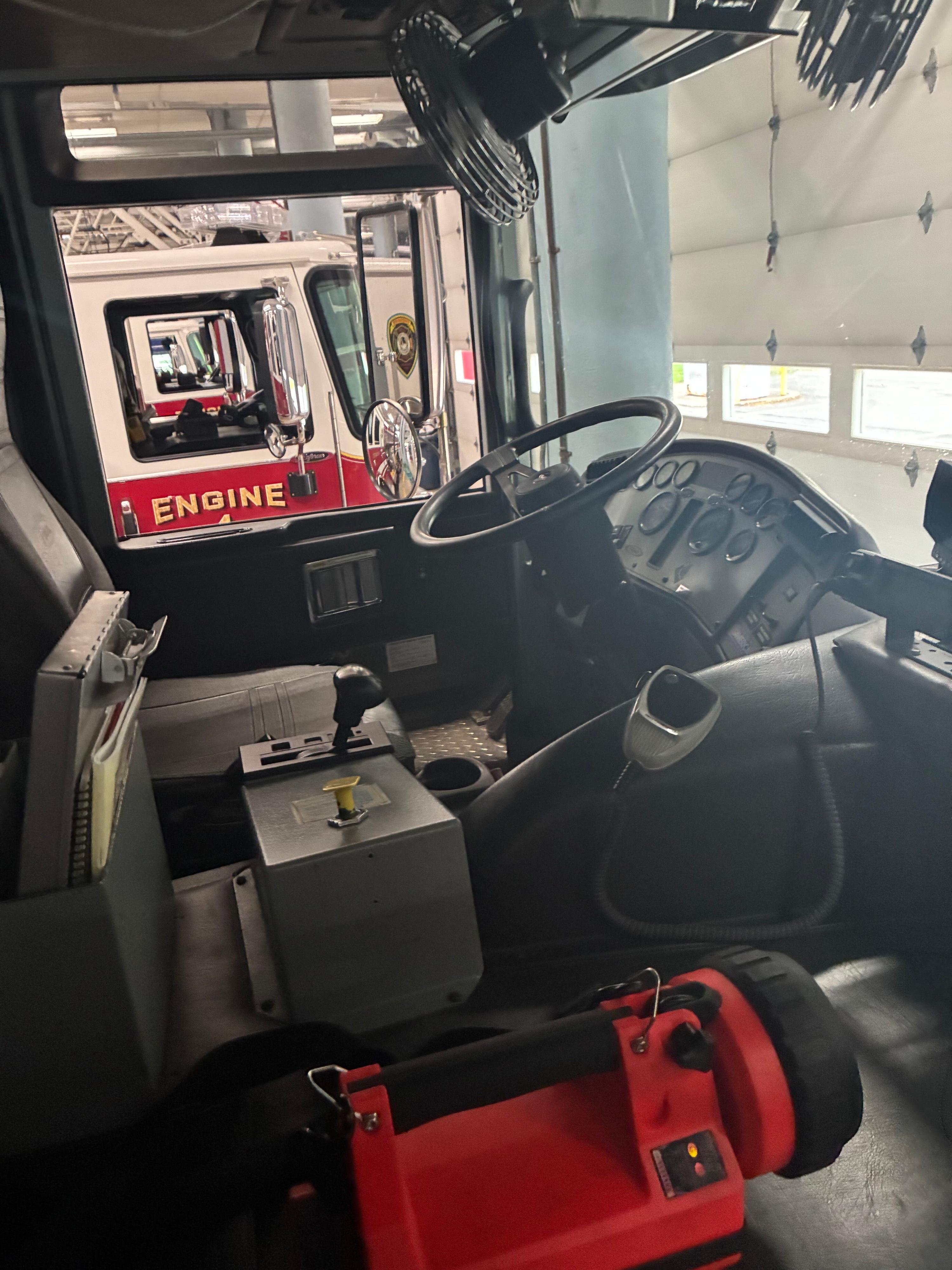 2003 Pierce Heavy Rescue - image 7