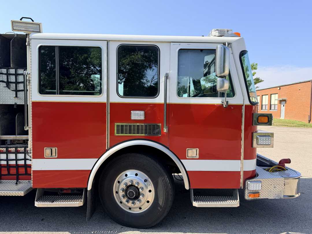 2002 Sutphen Pumper