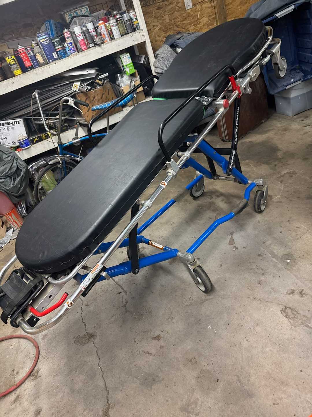Ferno Pro Flexx Manual Ambulance Cot / Stretcher – X-Frame, 650 lb Capacity