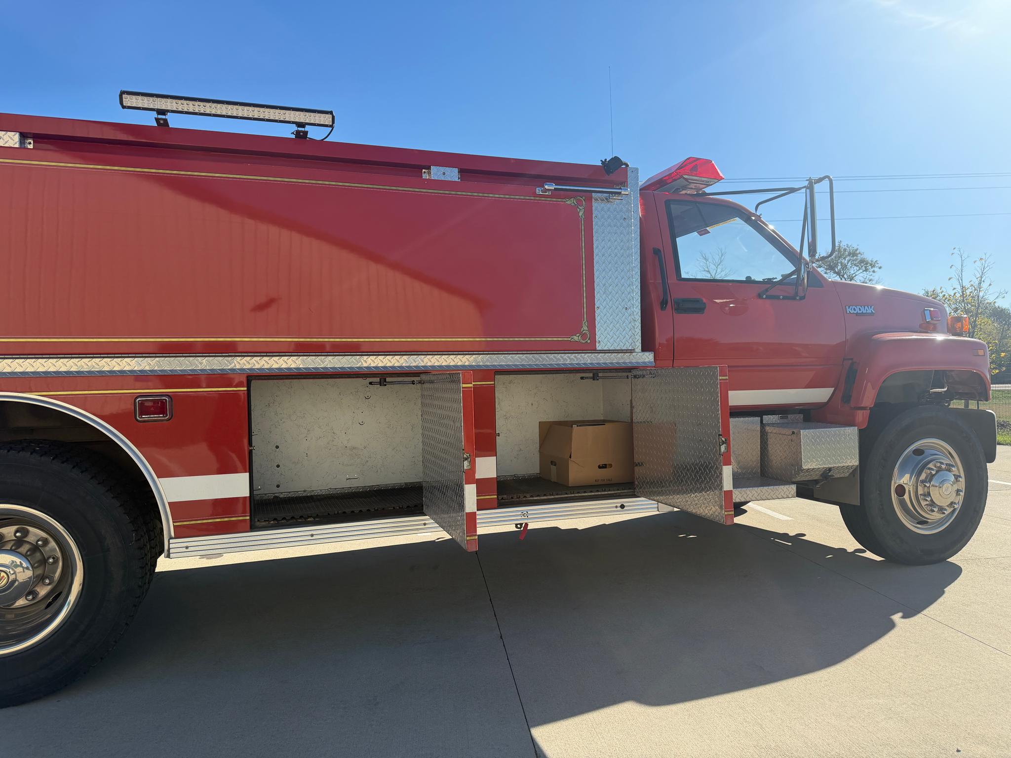 1996 Chevrolet Kodiak Tanker - image 3