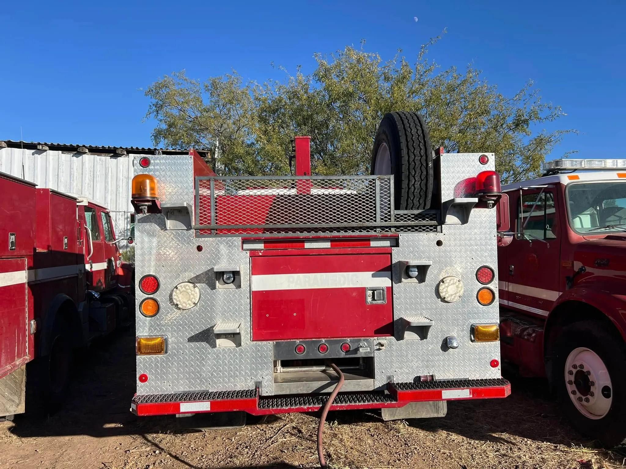 2- 2000 International Type 3 Fire Truck 4x2 - image 11