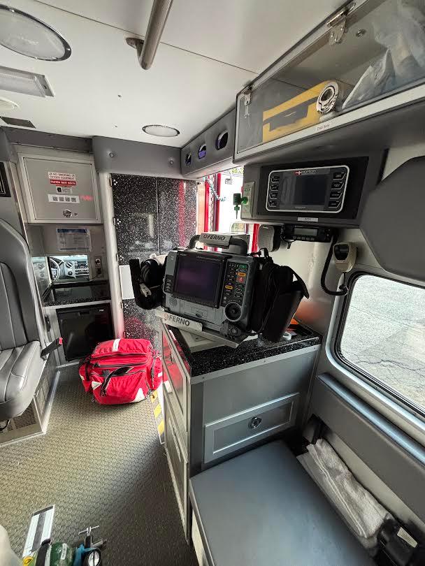 2015 Horton Ford 4x4 Type I Ambulance - image 15