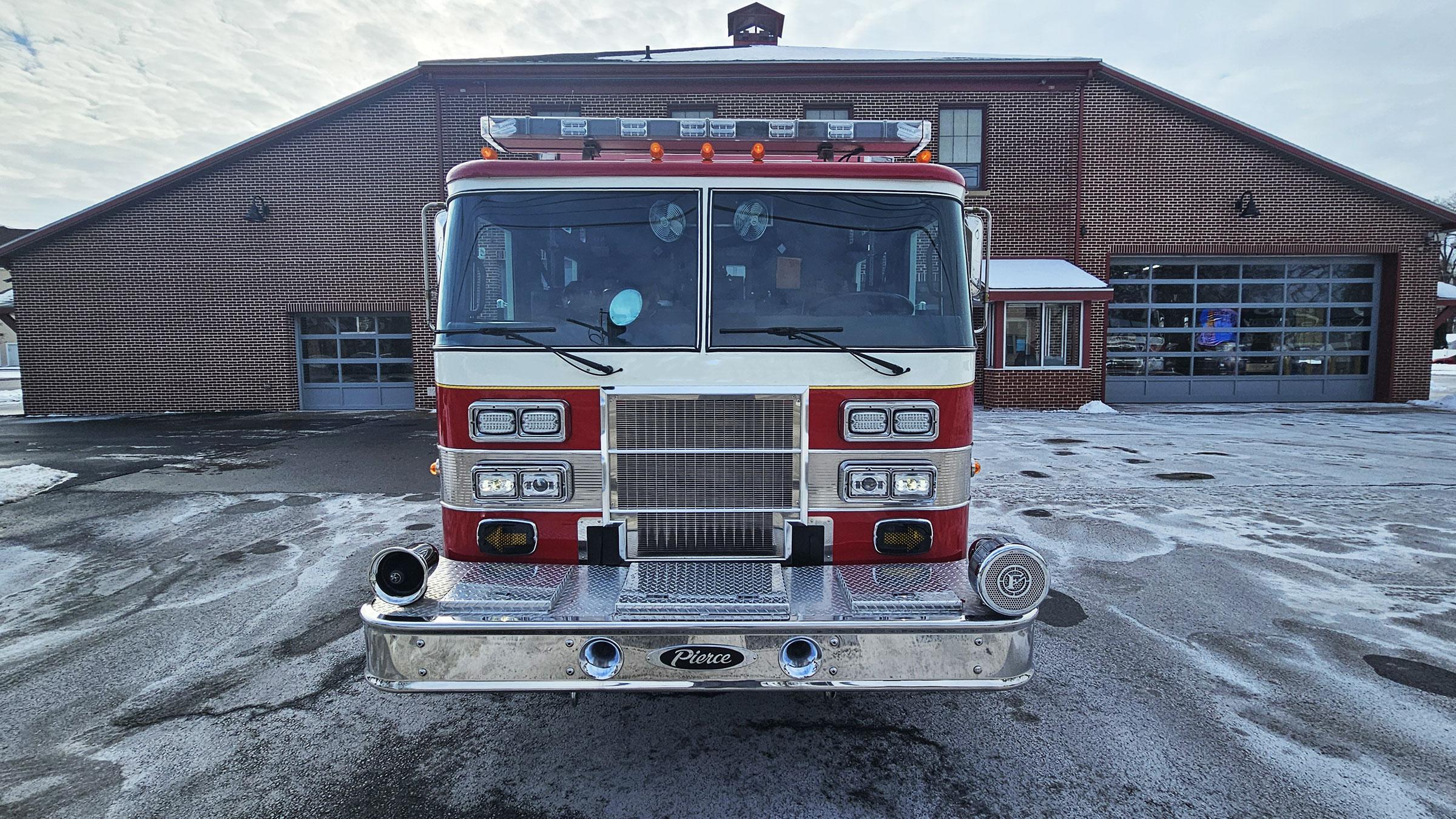 1992 Pierce Lance Walk-In Heavy Rescue - image 2
