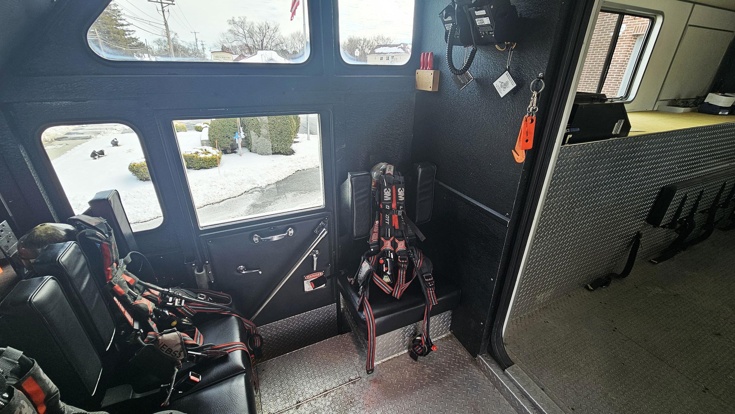 1992 Pierce Lance Walk-In Heavy Rescue - image 15