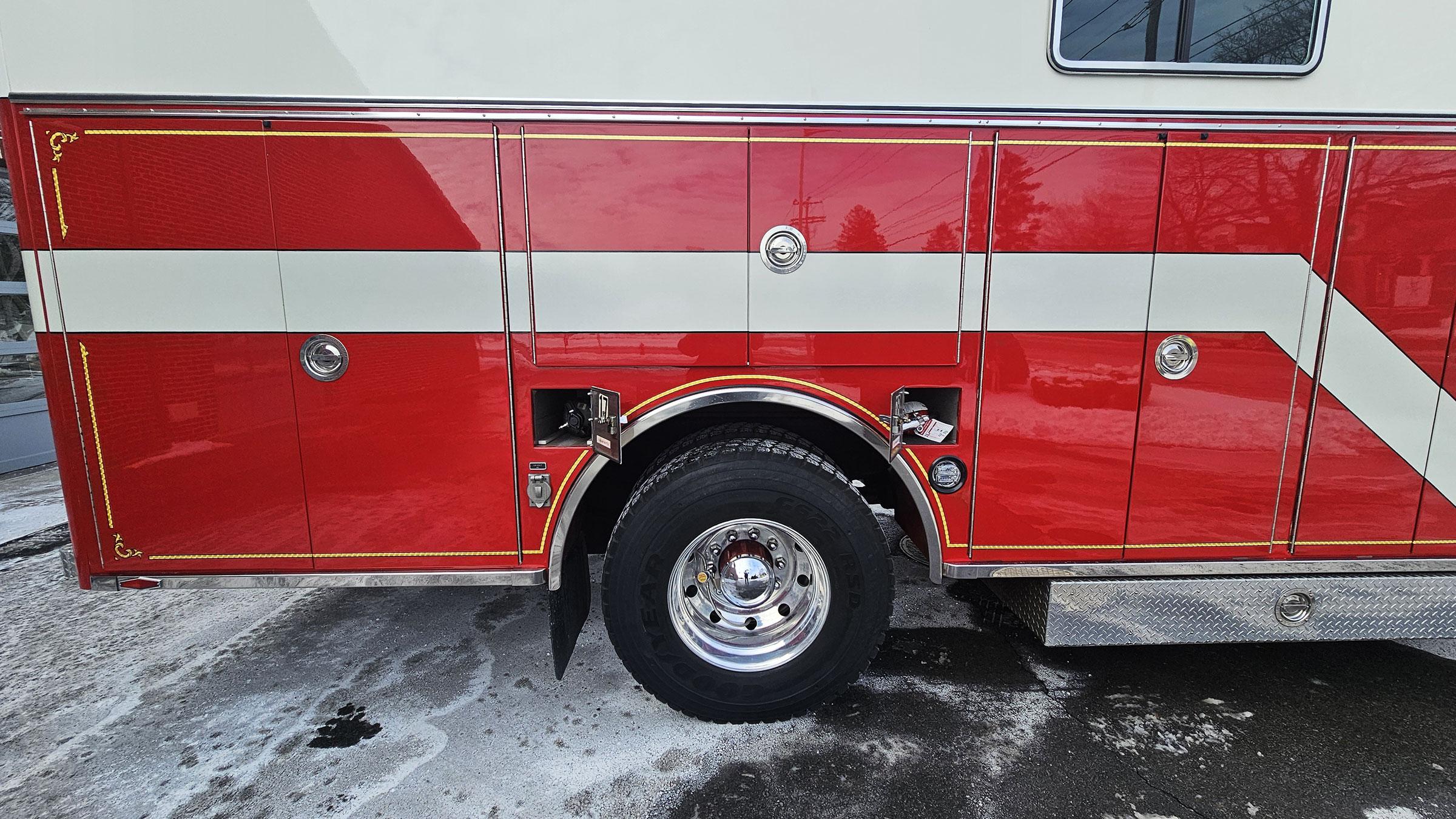 1992 Pierce Lance Walk-In Heavy Rescue - image 22