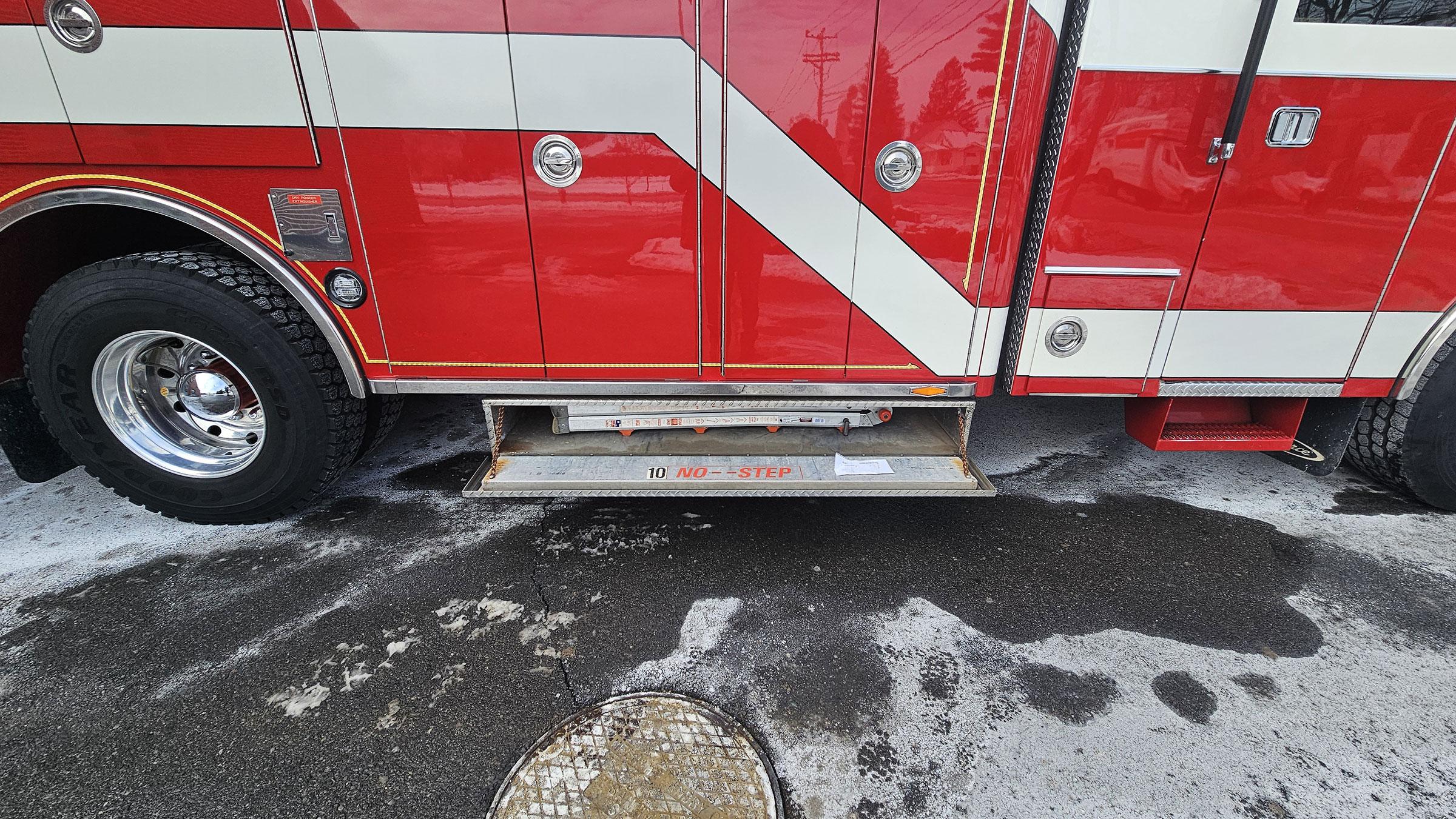 1992 Pierce Lance Walk-In Heavy Rescue - image 25