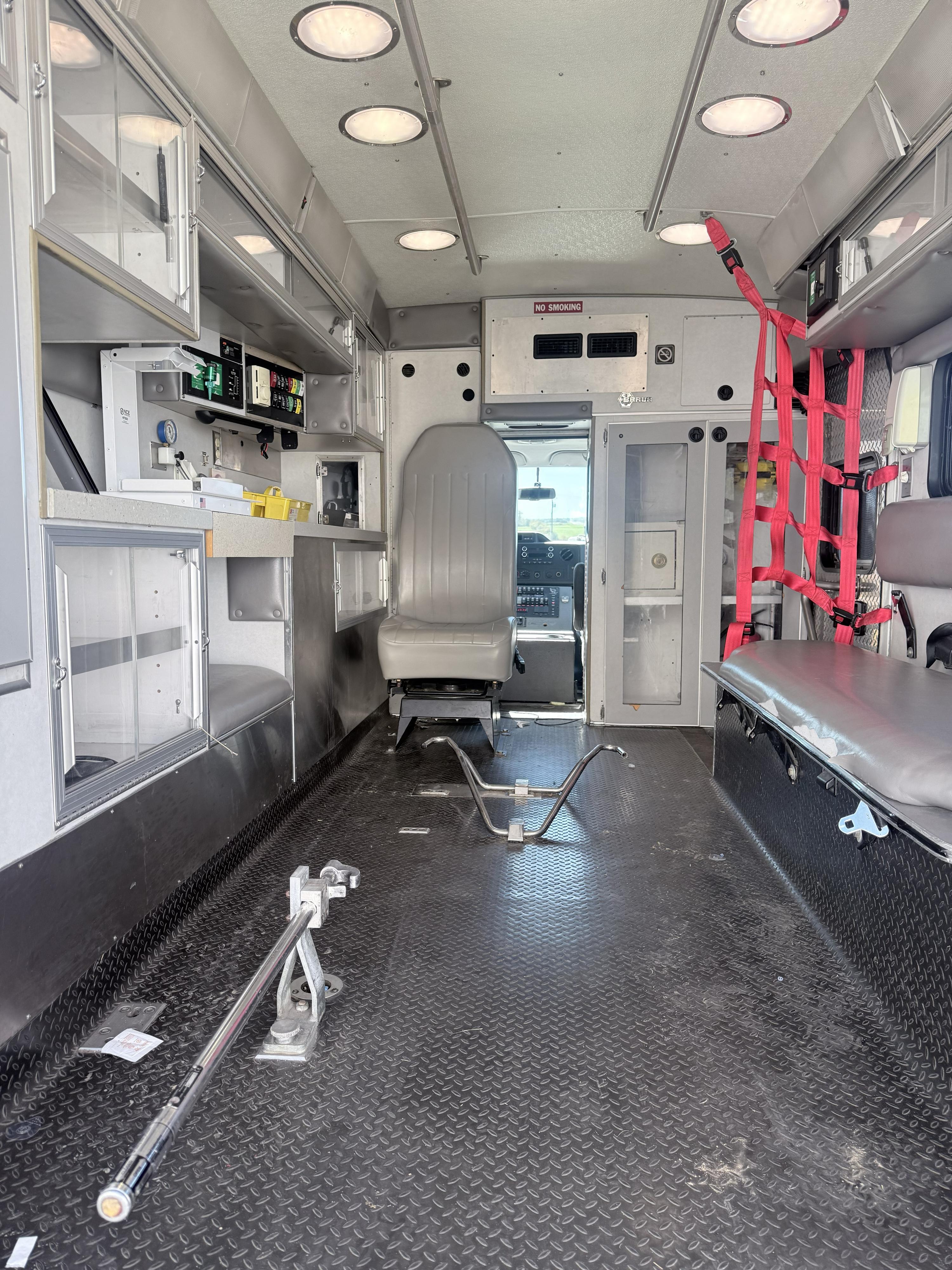 2018 Braun Ford Type III Ambulance - image 7