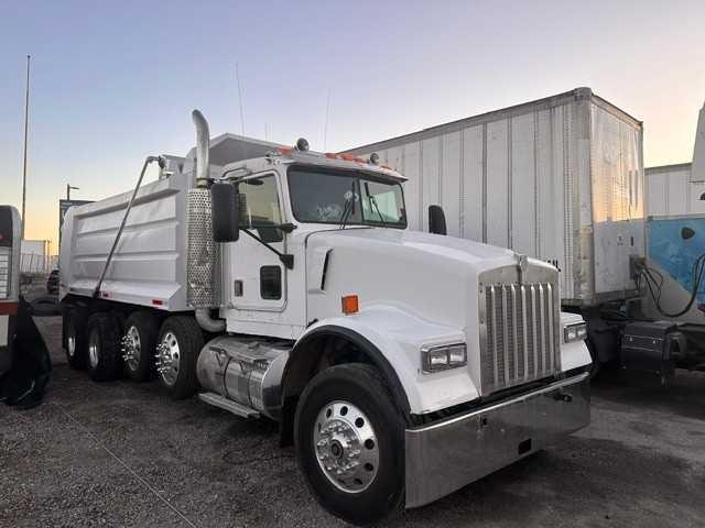 1999 Kenworth W900 Dump Truck