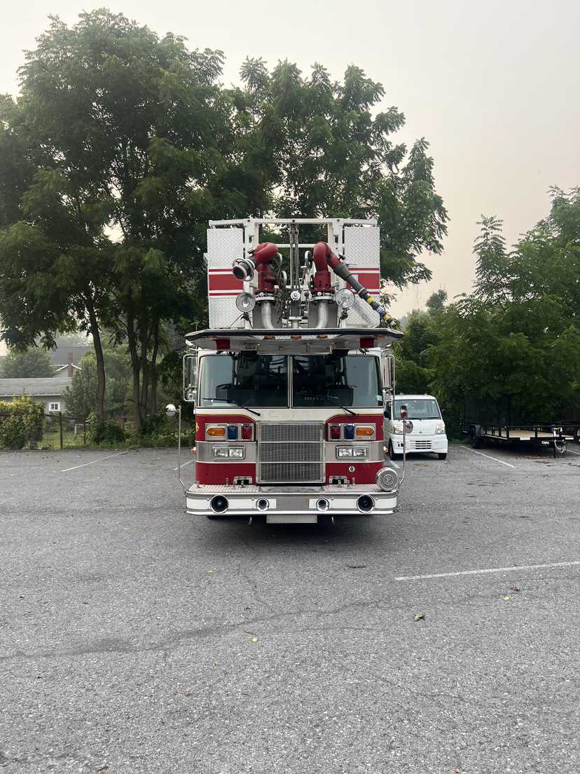 1993 Pierce 100' Aerial — photo 2