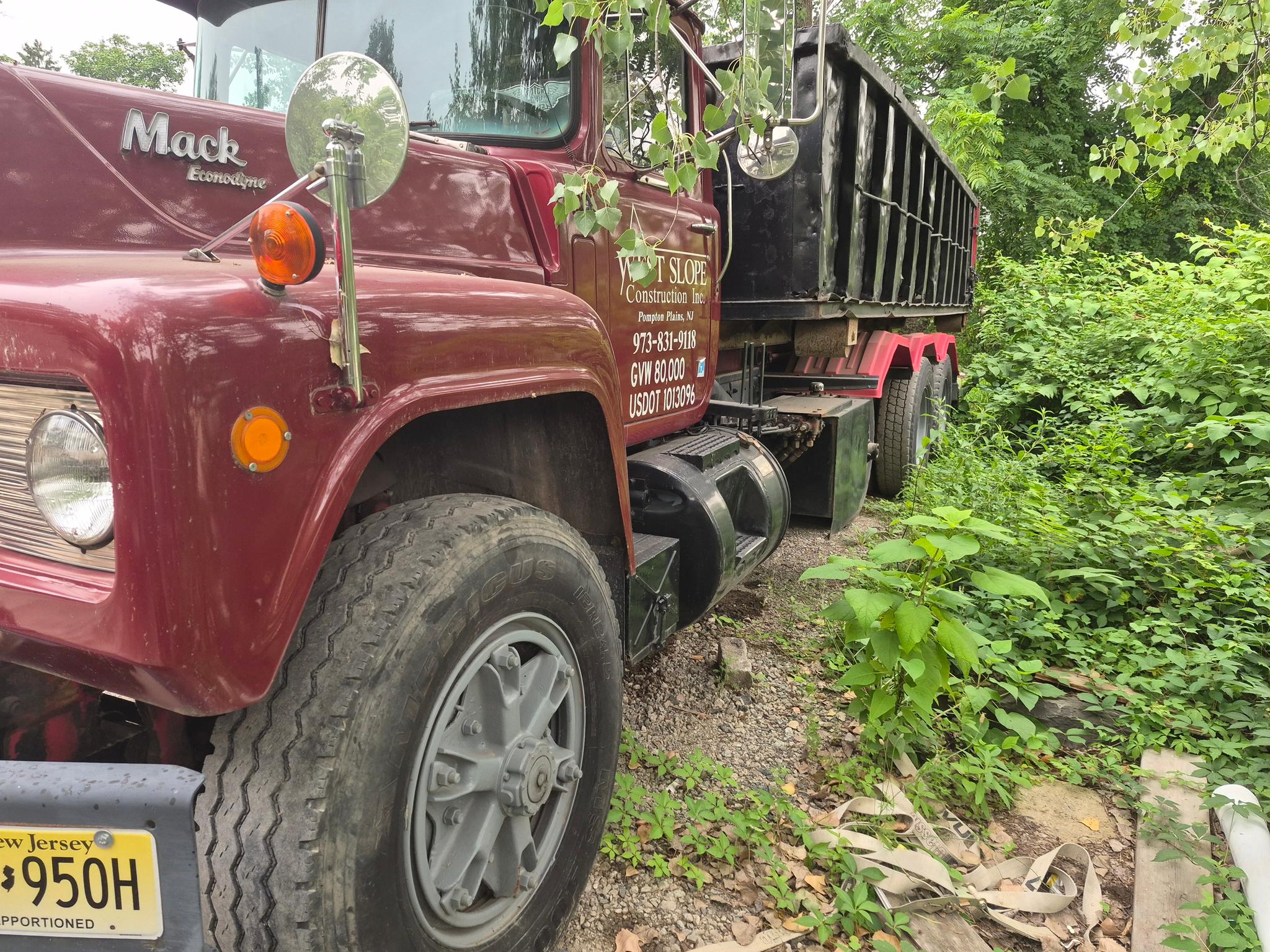 1988 Mack Roll Off  - image 3