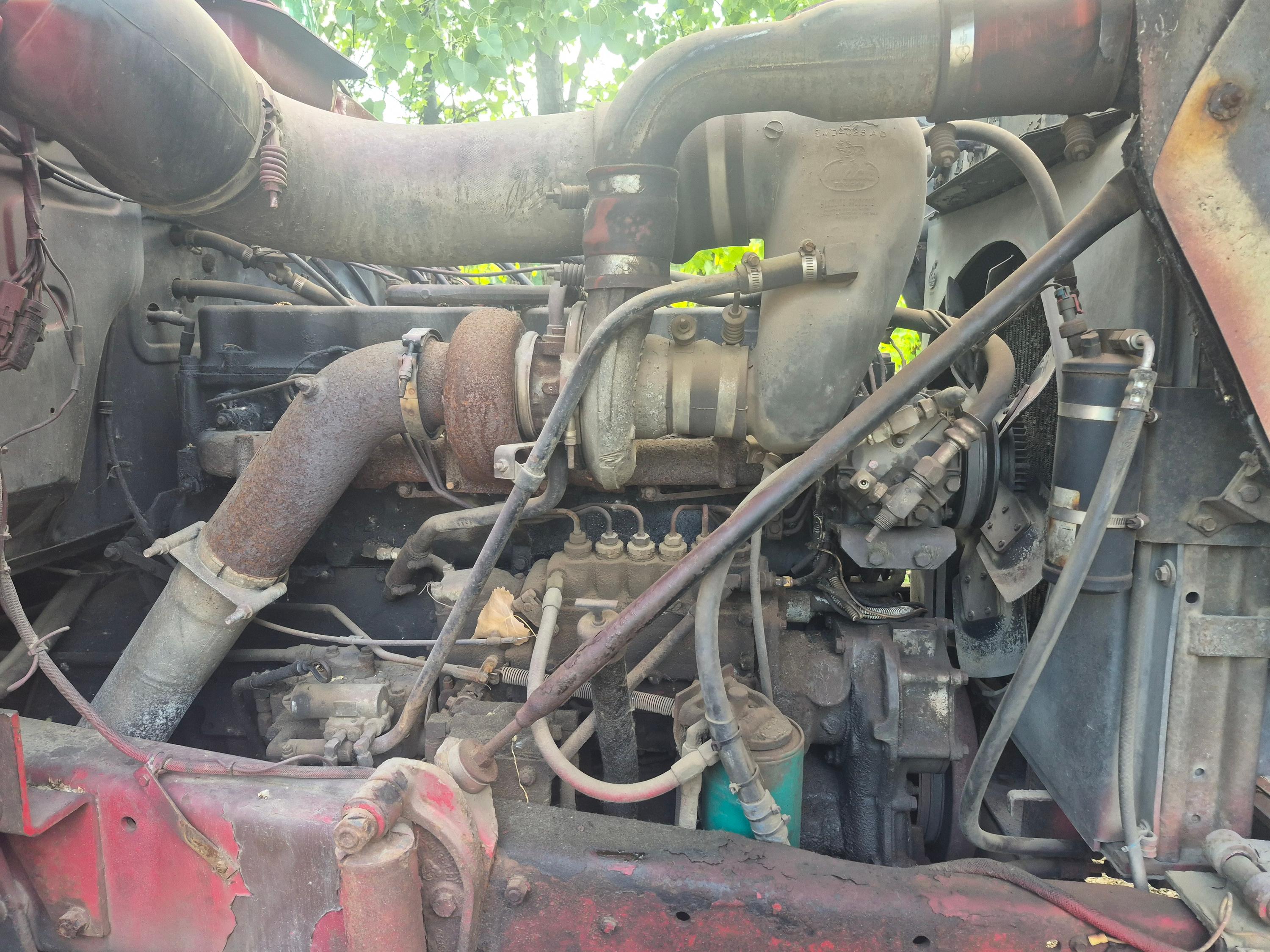 1988 Mack Roll Off  - image 11