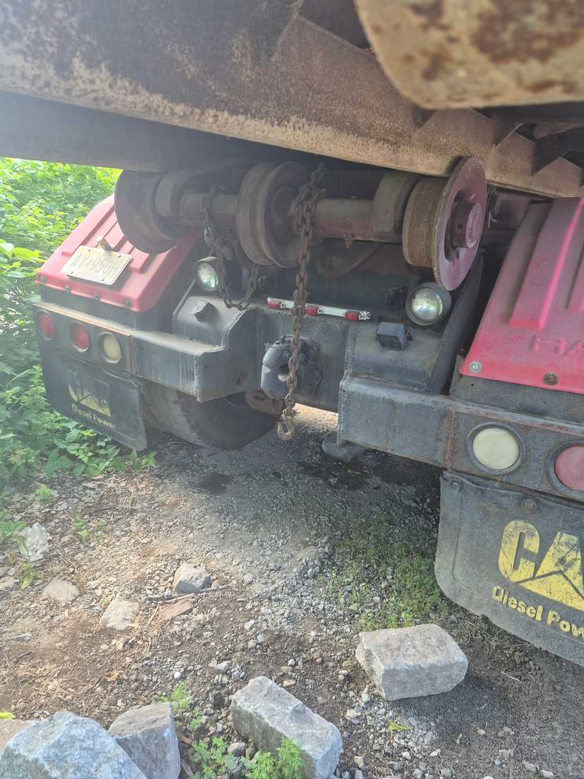 1988 Mack Roll Off — photo 7