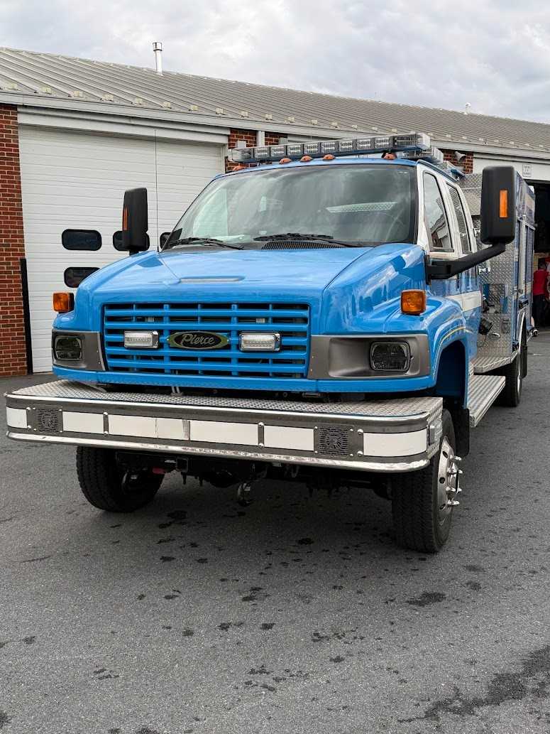 2009 GMC 5500 4x4 Mini Pumper — photo 8